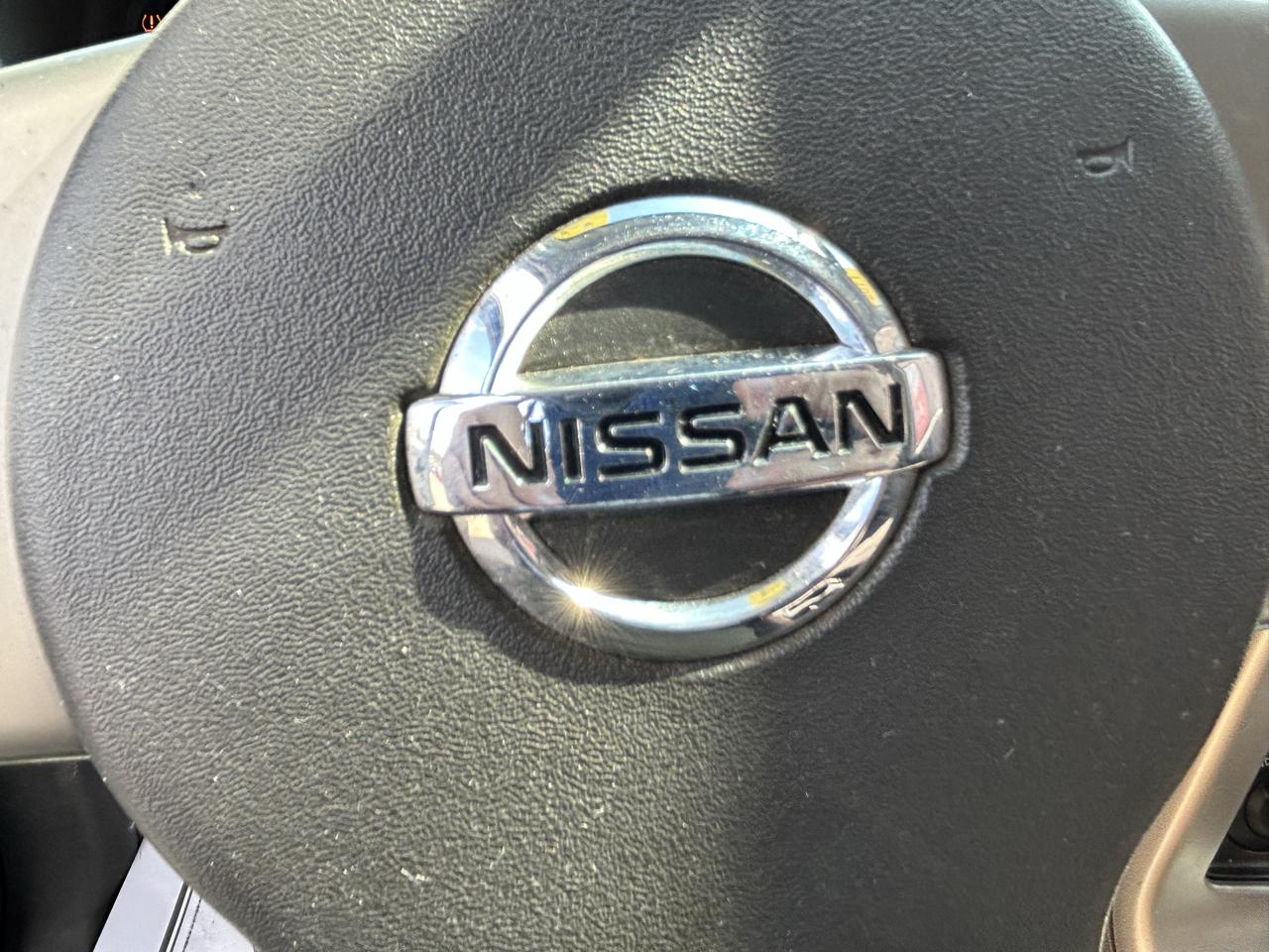 Nissan Pathfinder 4WD 4dr V6 S 2011