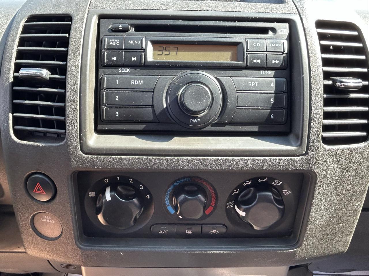 Nissan Pathfinder 4WD 4dr V6 S 2011