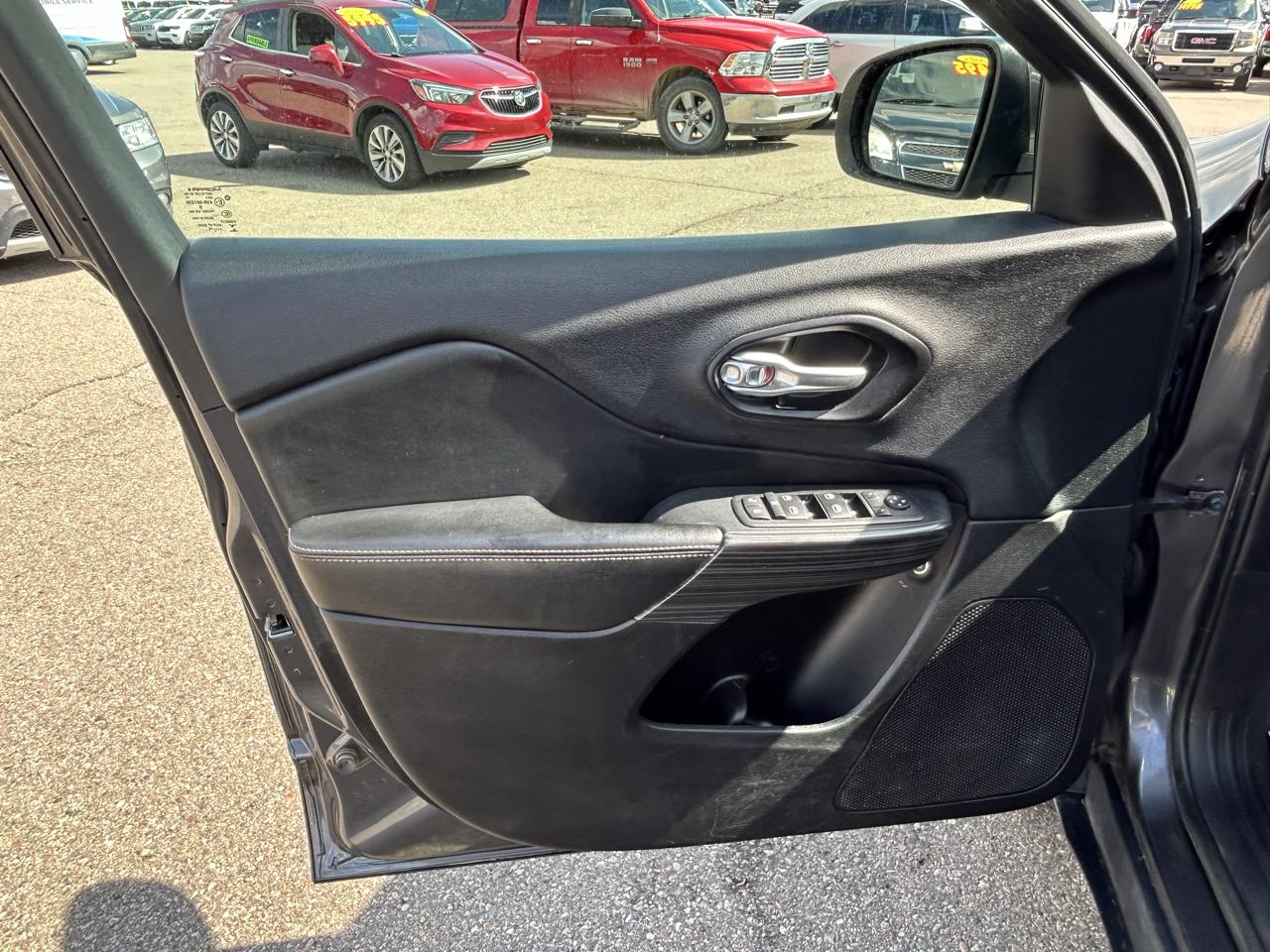 Jeep Cherokee 4WD 4dr Limited 2015