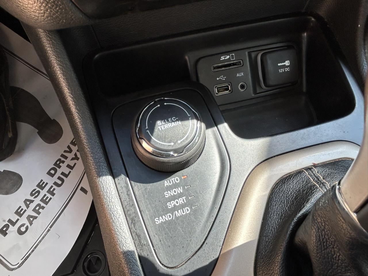 Jeep Cherokee 4WD 4dr Limited 2015