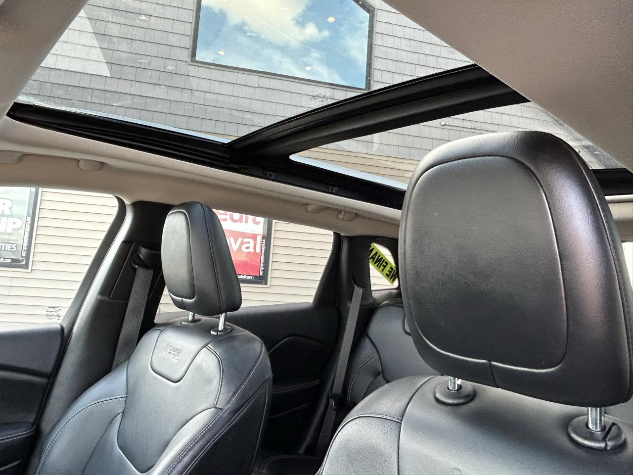 Jeep Cherokee FWD 4dr Limited 2015