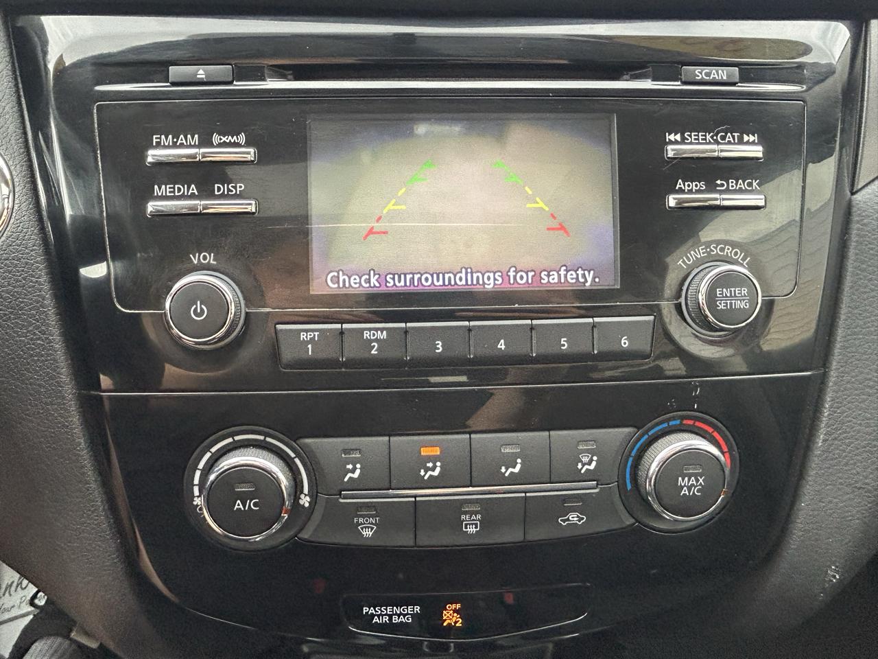 Nissan Rogue AWD 4dr SV 2016