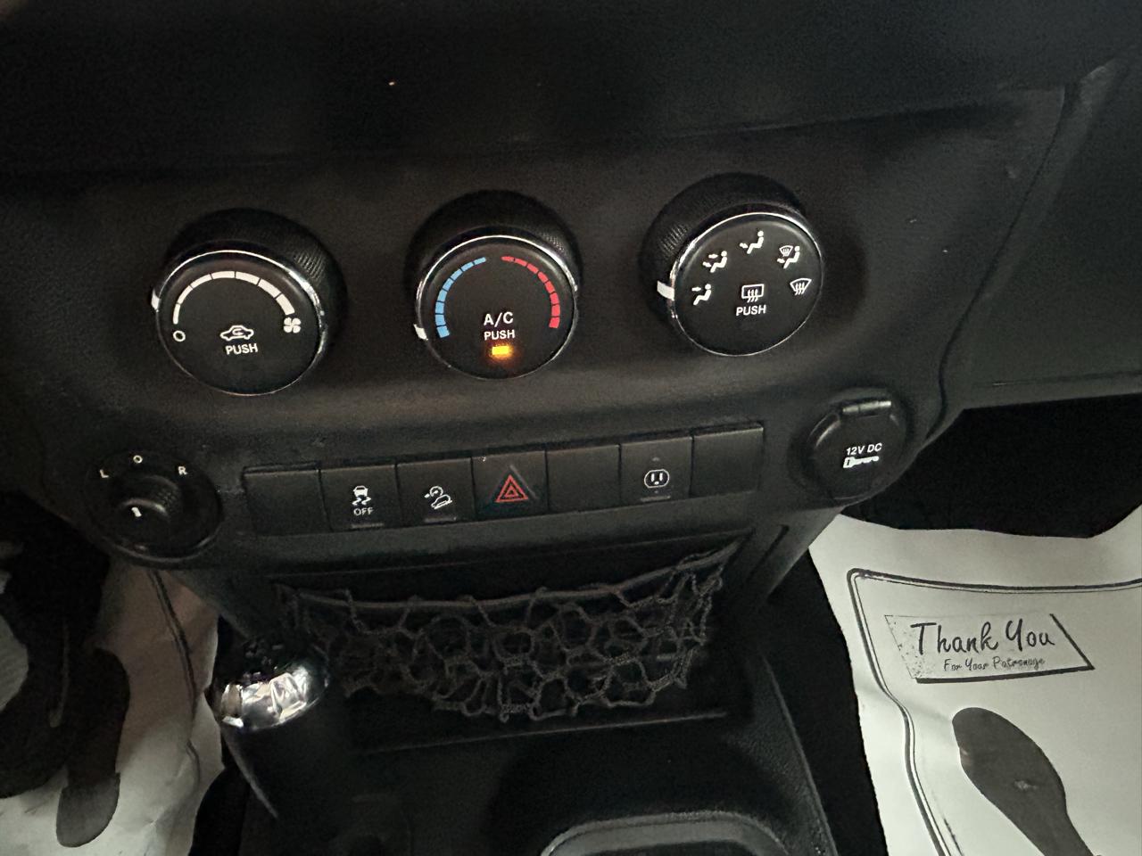 Jeep Wrangler Unlimited 4WD 4dr Sahara 2016