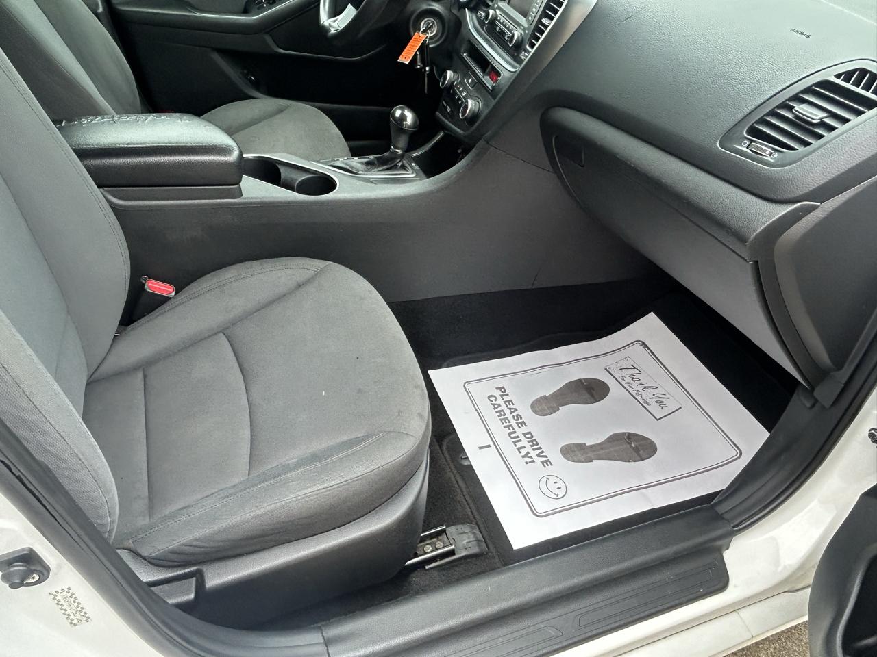 Kia Optima 4dr Sdn LX 2015