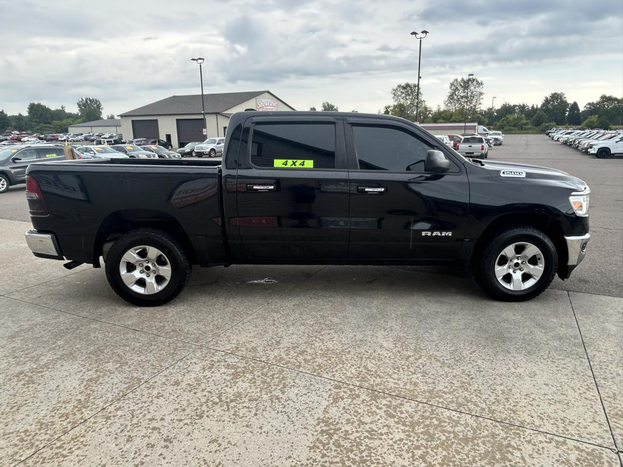 RAM 1500 Big Horn/Lone Star 4x4 Crew Cab 5'7" Box 2019