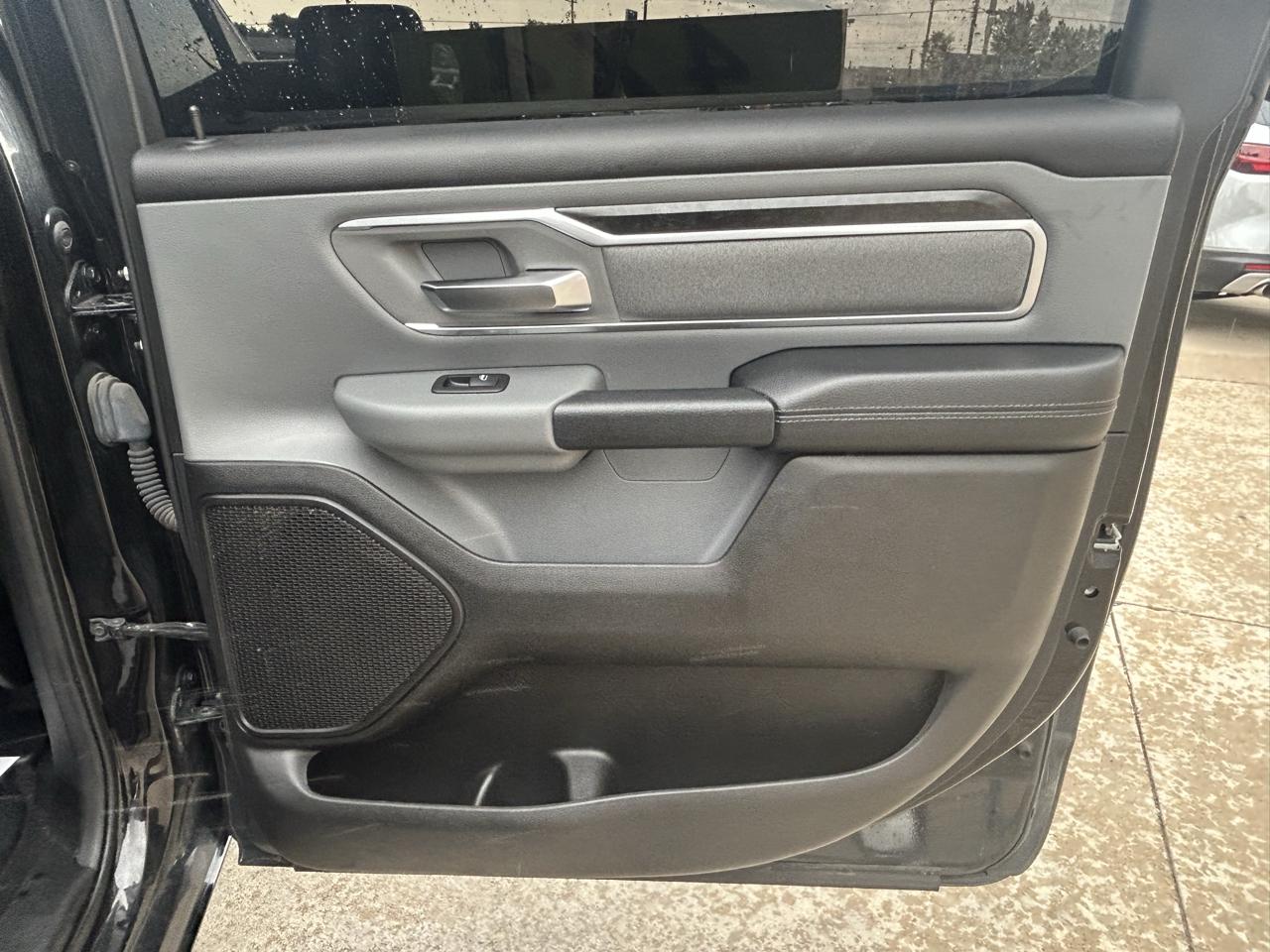 RAM 1500 Big Horn/Lone Star 4x4 Crew Cab 5'7" Box 2019