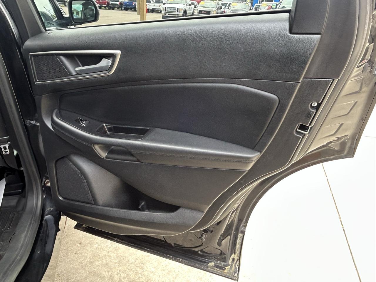 Ford Edge 4dr SEL AWD 2015