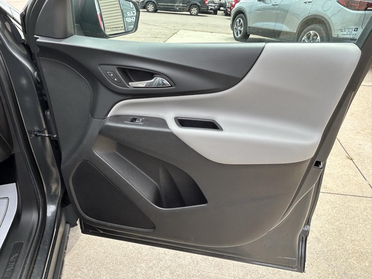 Chevrolet Equinox FWD 4dr LS w/1LS 2018