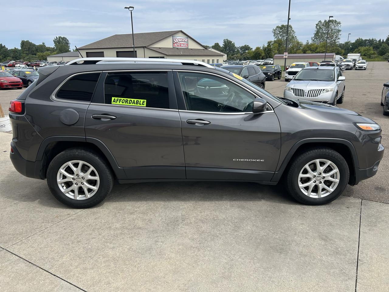 Jeep Cherokee 4WD 4dr Latitude 2015