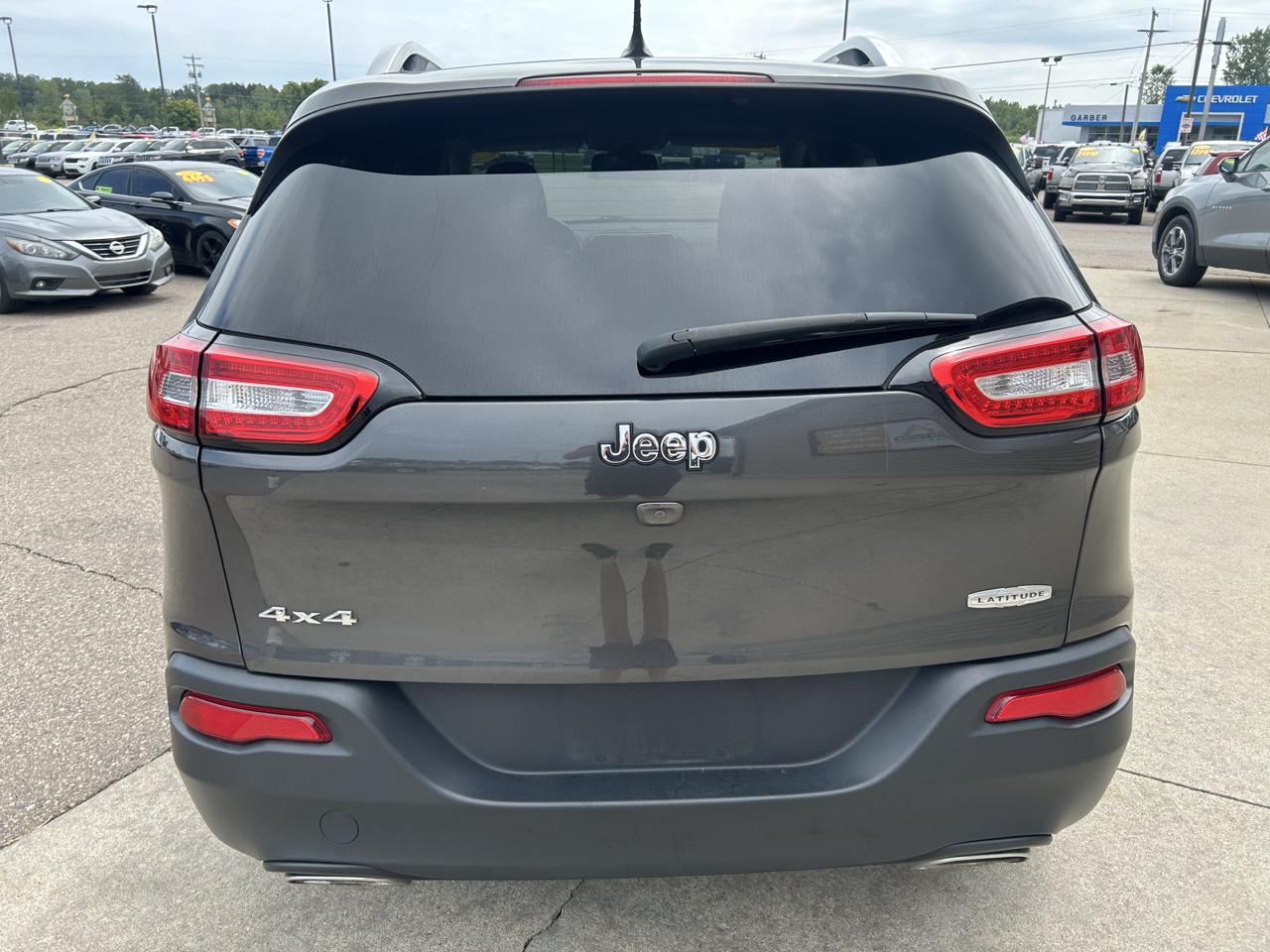 Jeep Cherokee 4WD 4dr Latitude 2015
