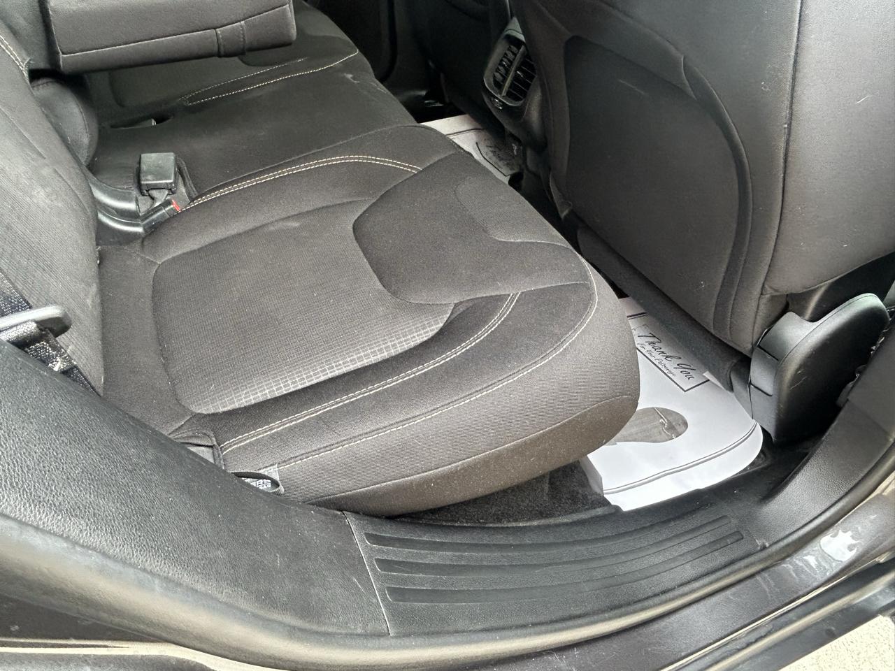 Jeep Cherokee 4WD 4dr Latitude 2015