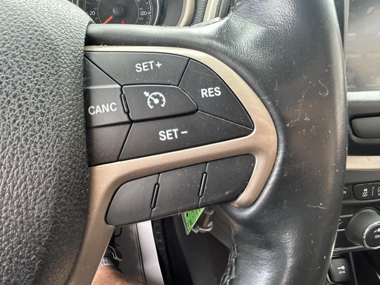 Jeep Cherokee 4WD 4dr Latitude 2015