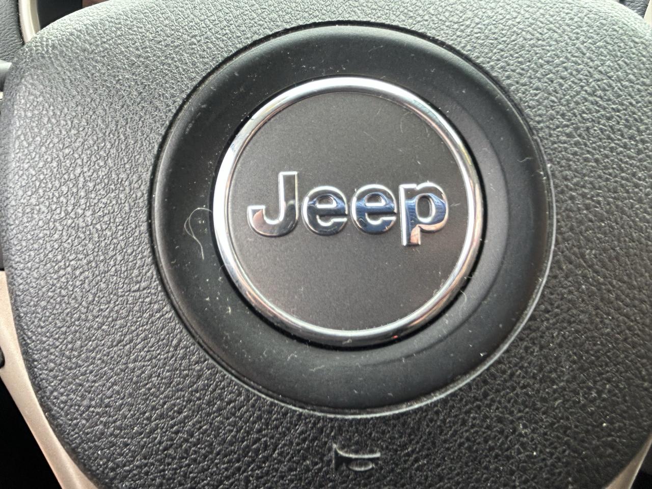 Jeep Cherokee 4WD 4dr Latitude 2015