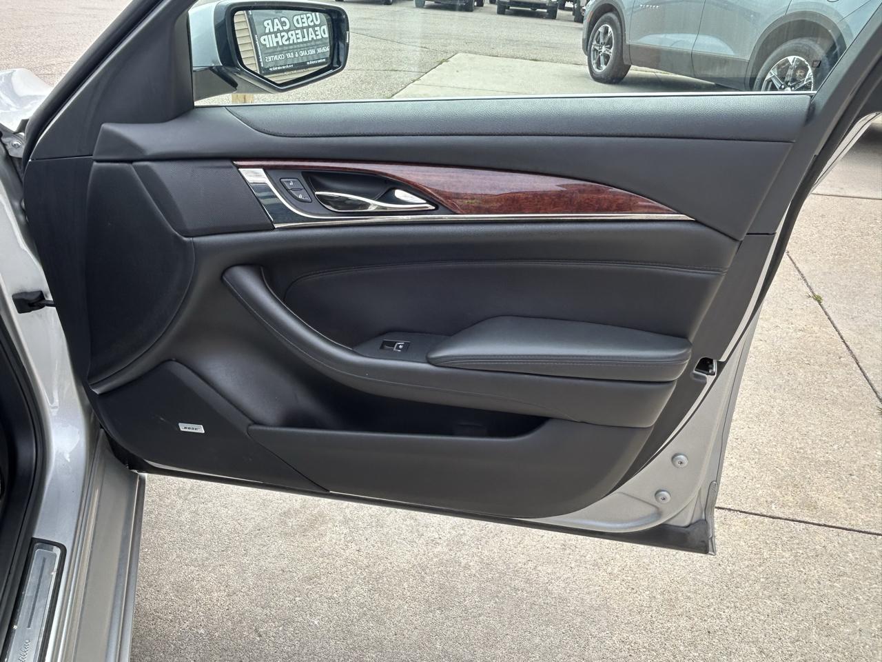 Cadillac CTS Sedan 4dr Sdn 3.6L Luxury AWD 2014