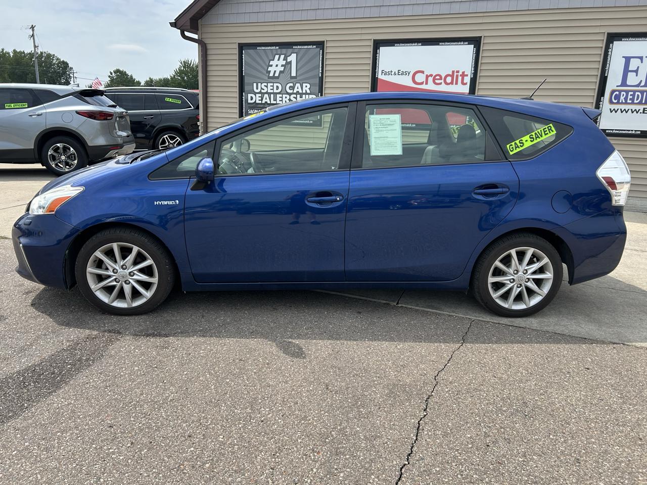 Toyota Prius V 5dr Wgn Three (Natl) 2013