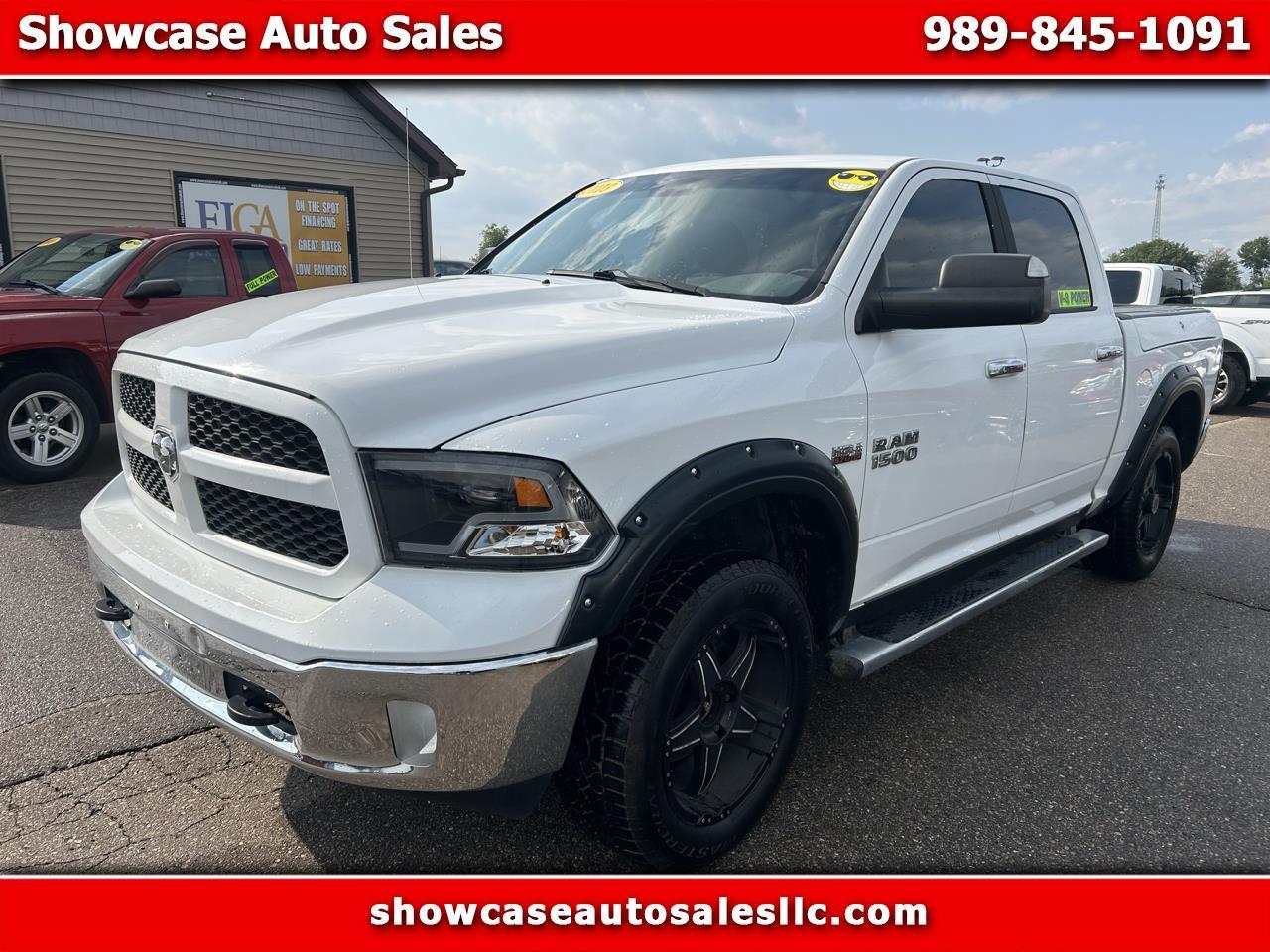 RAM 1500 4WD Crew Cab 140.5" SLT 2013