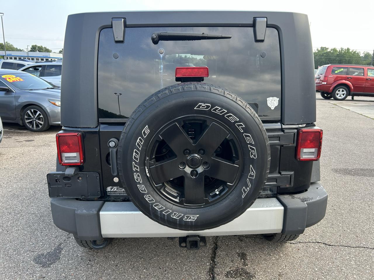Jeep Wrangler Unlimited 4WD 4dr Sahara 2010