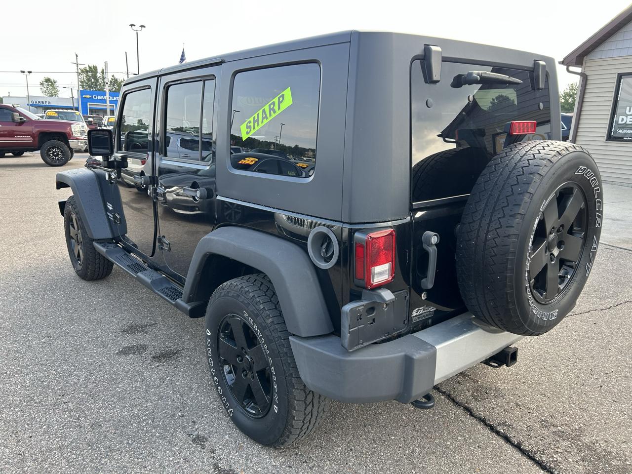 Jeep Wrangler Unlimited 4WD 4dr Sahara 2010