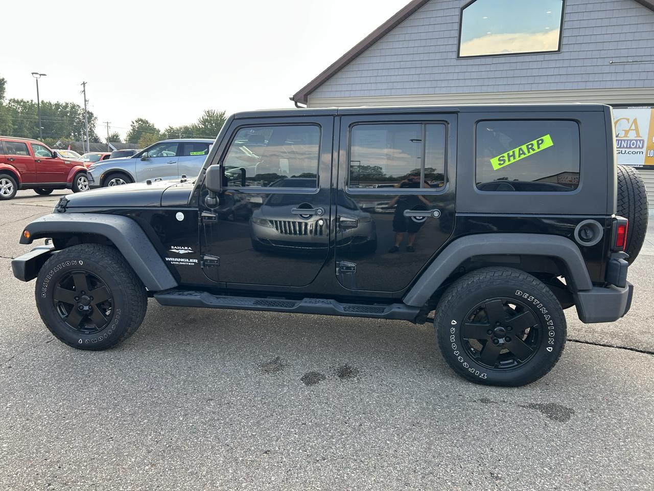 Jeep Wrangler Unlimited 4WD 4dr Sahara 2010