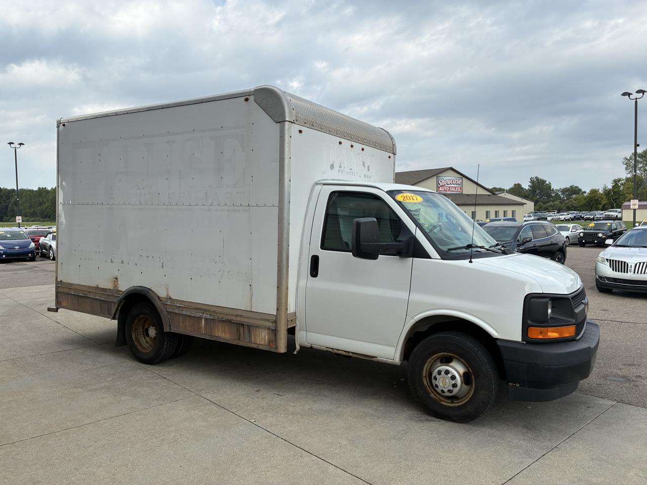 Chevrolet Express Commercial Cutaway 3500 Van 139" 2017