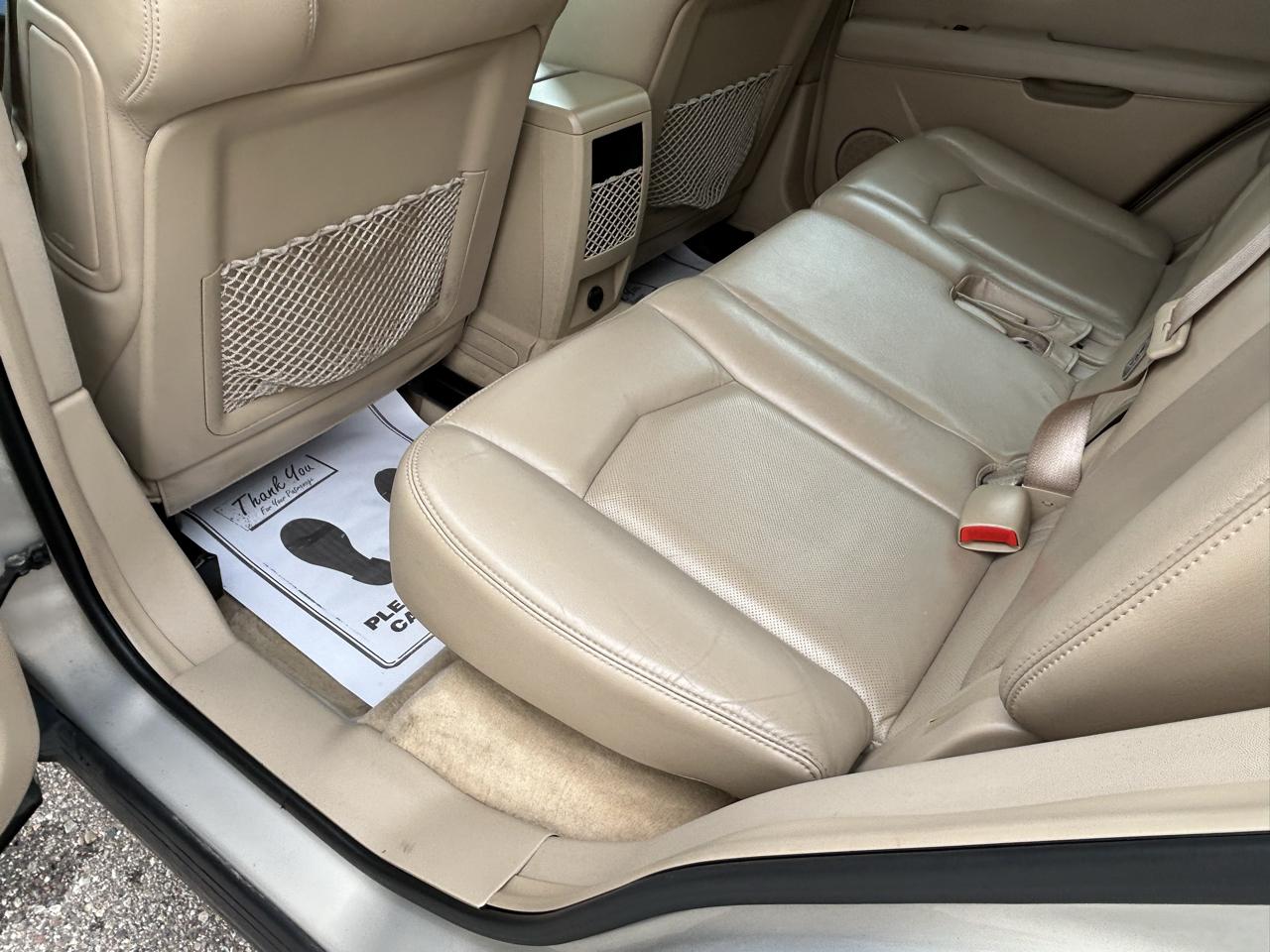 Cadillac SRX AWD 4dr V6 2008