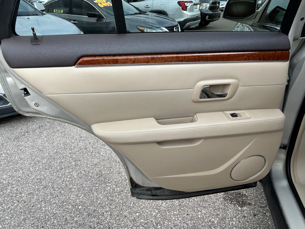 Cadillac SRX AWD 4dr V6 2008