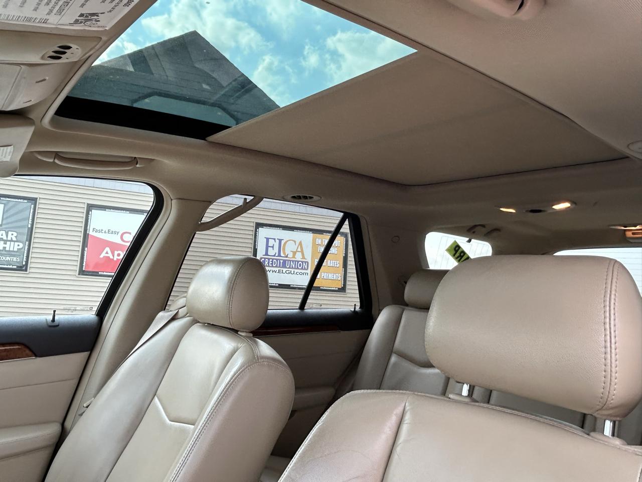 Cadillac SRX AWD 4dr V6 2008