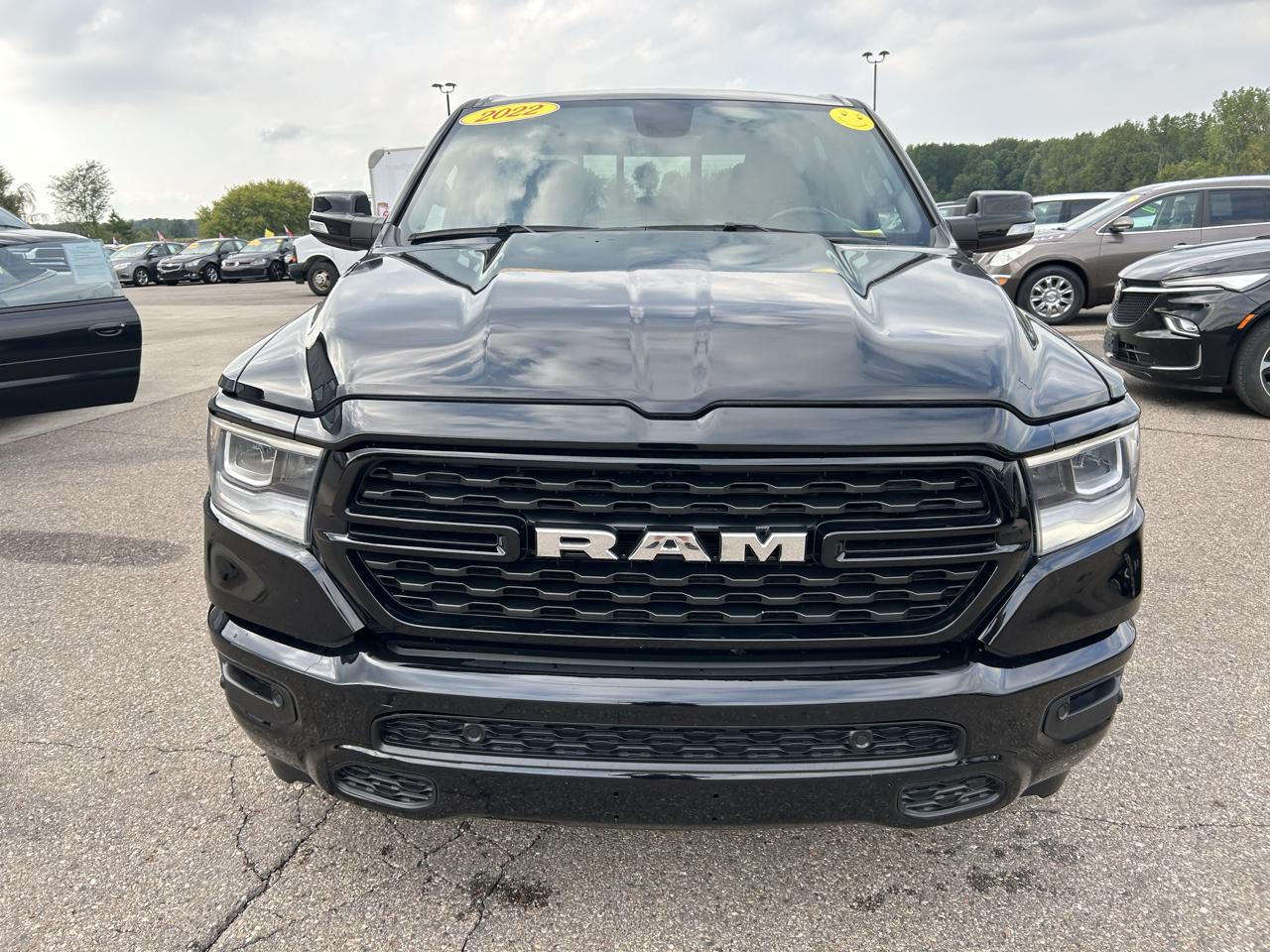 RAM 1500 Big Horn 4x4 Crew Cab 5'7" Box 2022