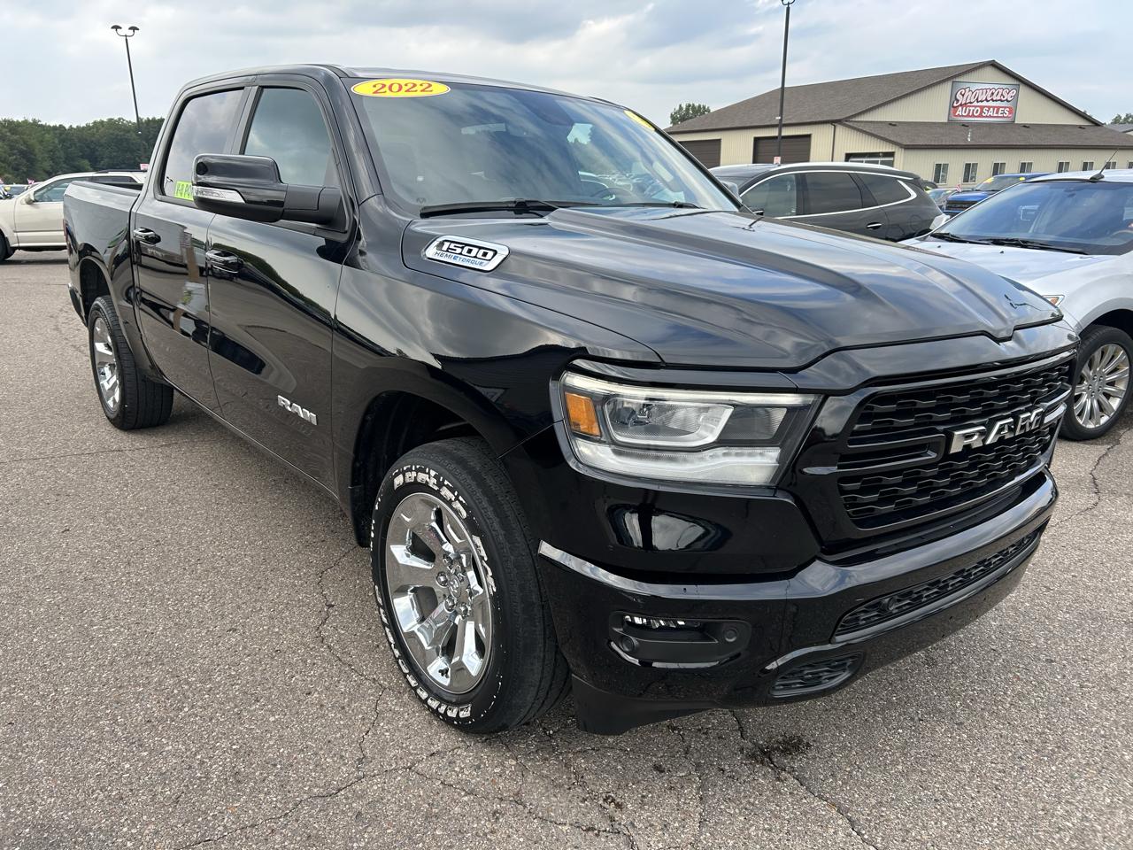 RAM 1500 Big Horn 4x4 Crew Cab 5'7" Box 2022