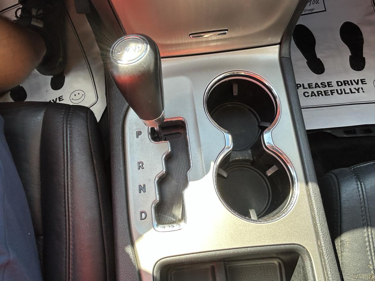 Jeep Grand Cherokee 4WD 4dr Laredo 2012