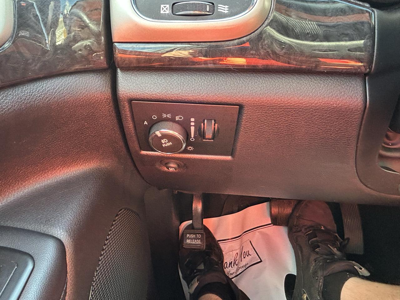 Jeep Grand Cherokee 4WD 4dr Laredo 2012