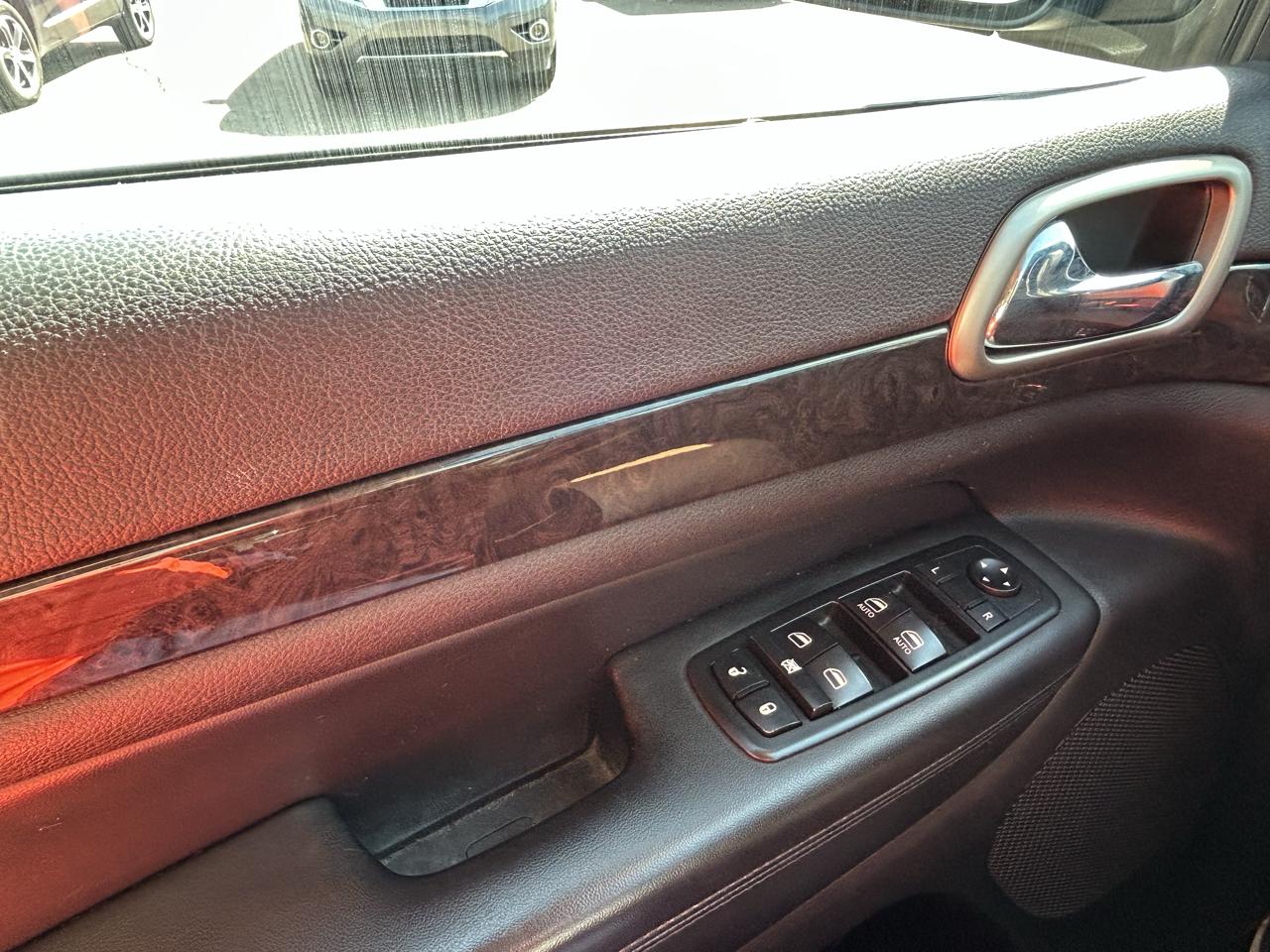 Jeep Grand Cherokee 4WD 4dr Laredo 2012