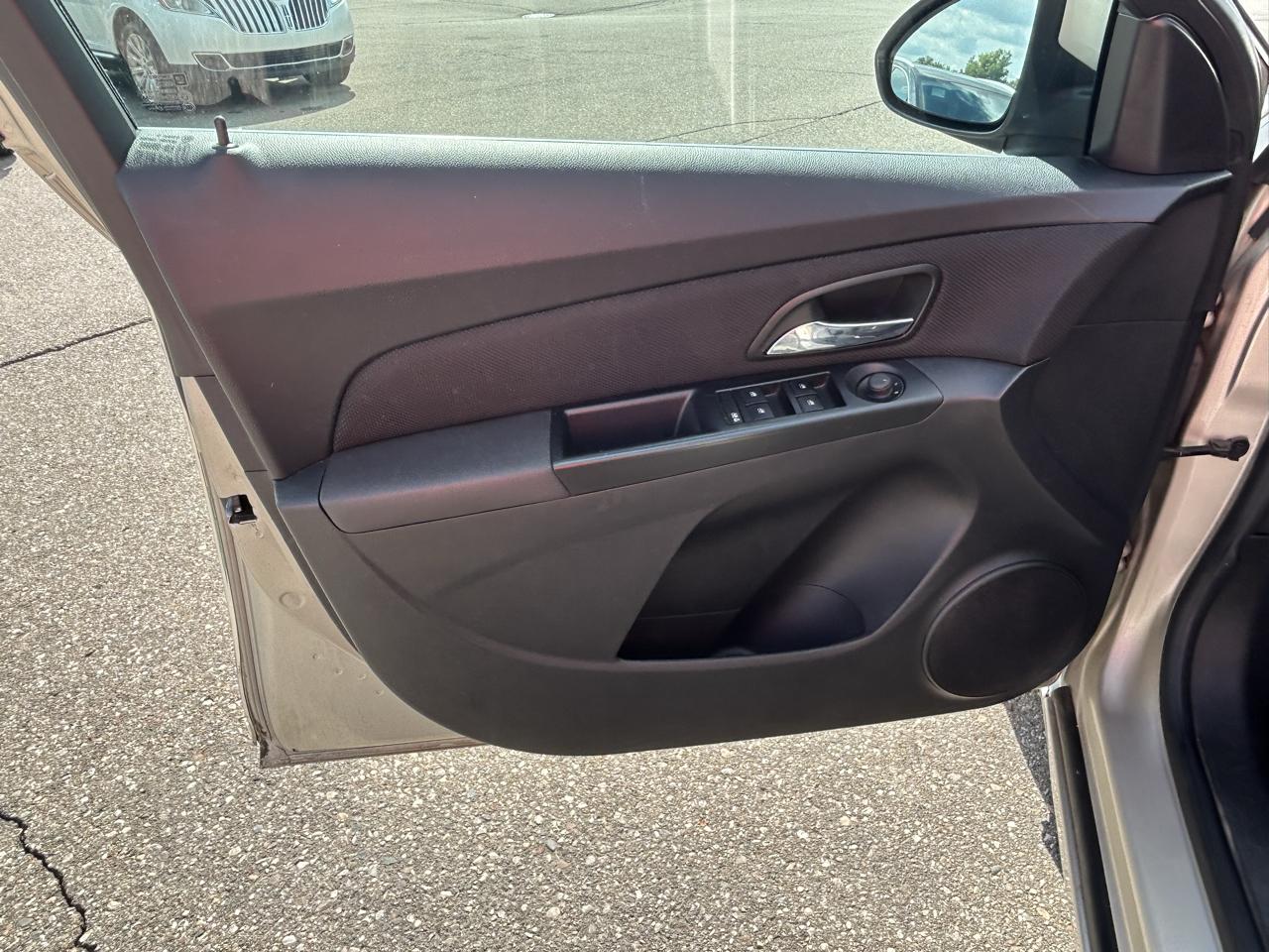 Chevrolet Cruze 4dr Sdn Auto 1LT 2014