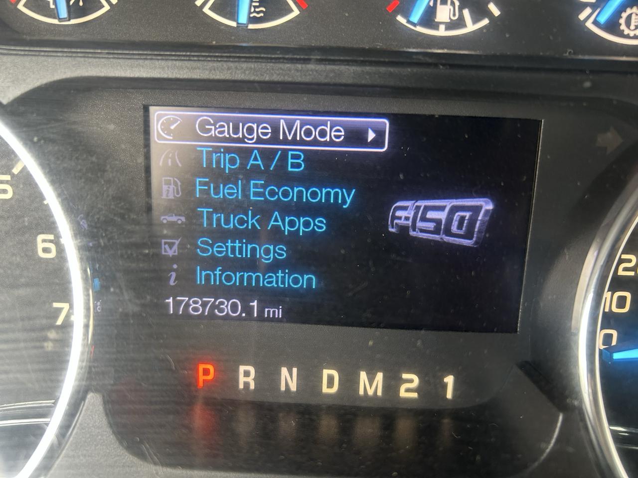 Ford F-150 4WD SuperCrew 145" XLT 2012