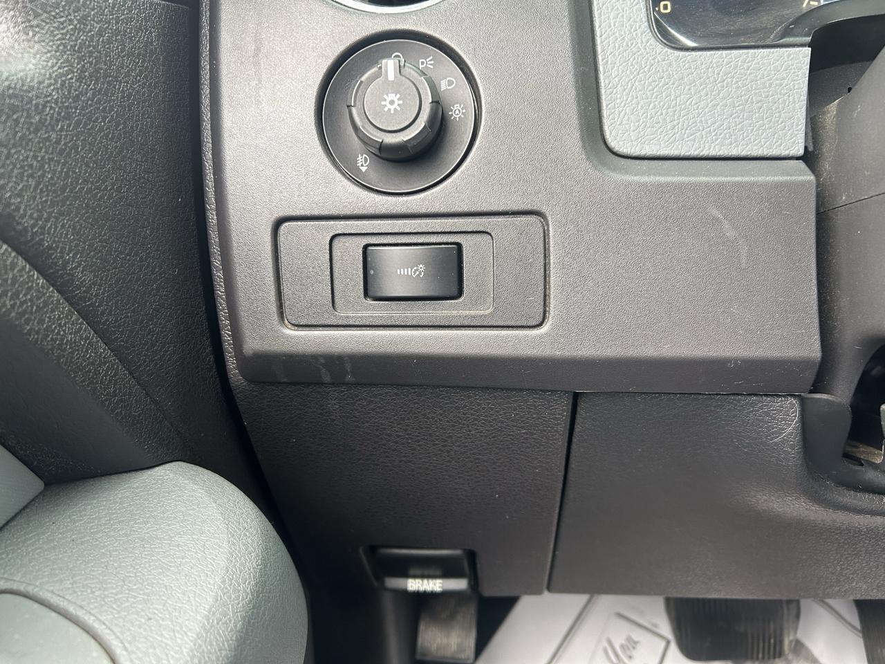 Ford F-150 4WD SuperCrew 145" XLT 2012