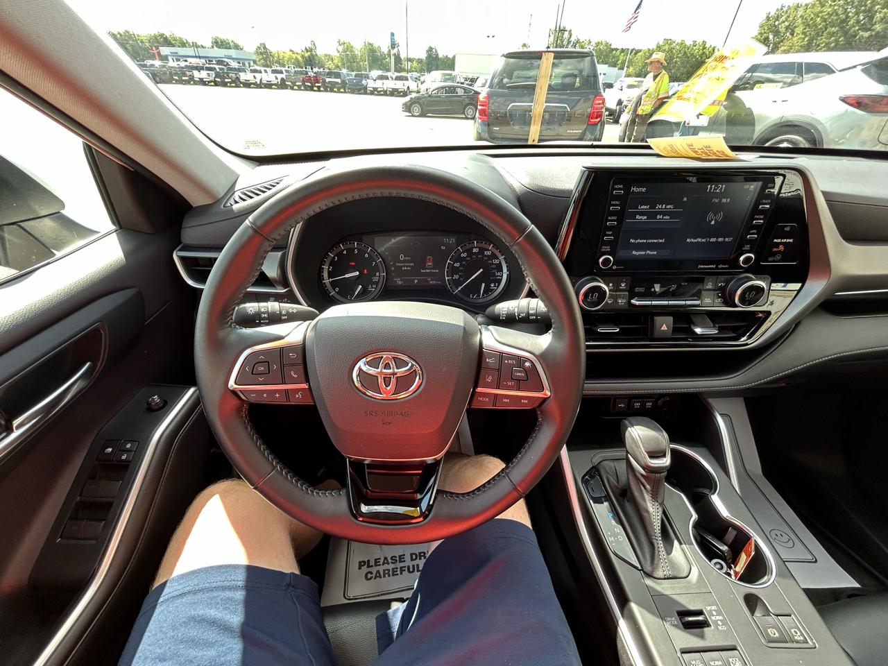 Toyota Highlander XLE AWD (Natl) 2021