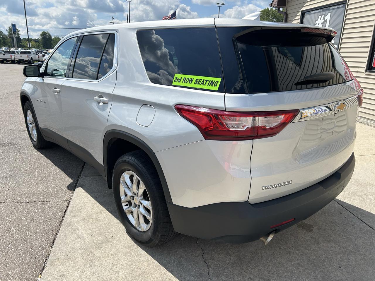 Chevrolet Traverse FWD 4dr LS w/1LS 2019