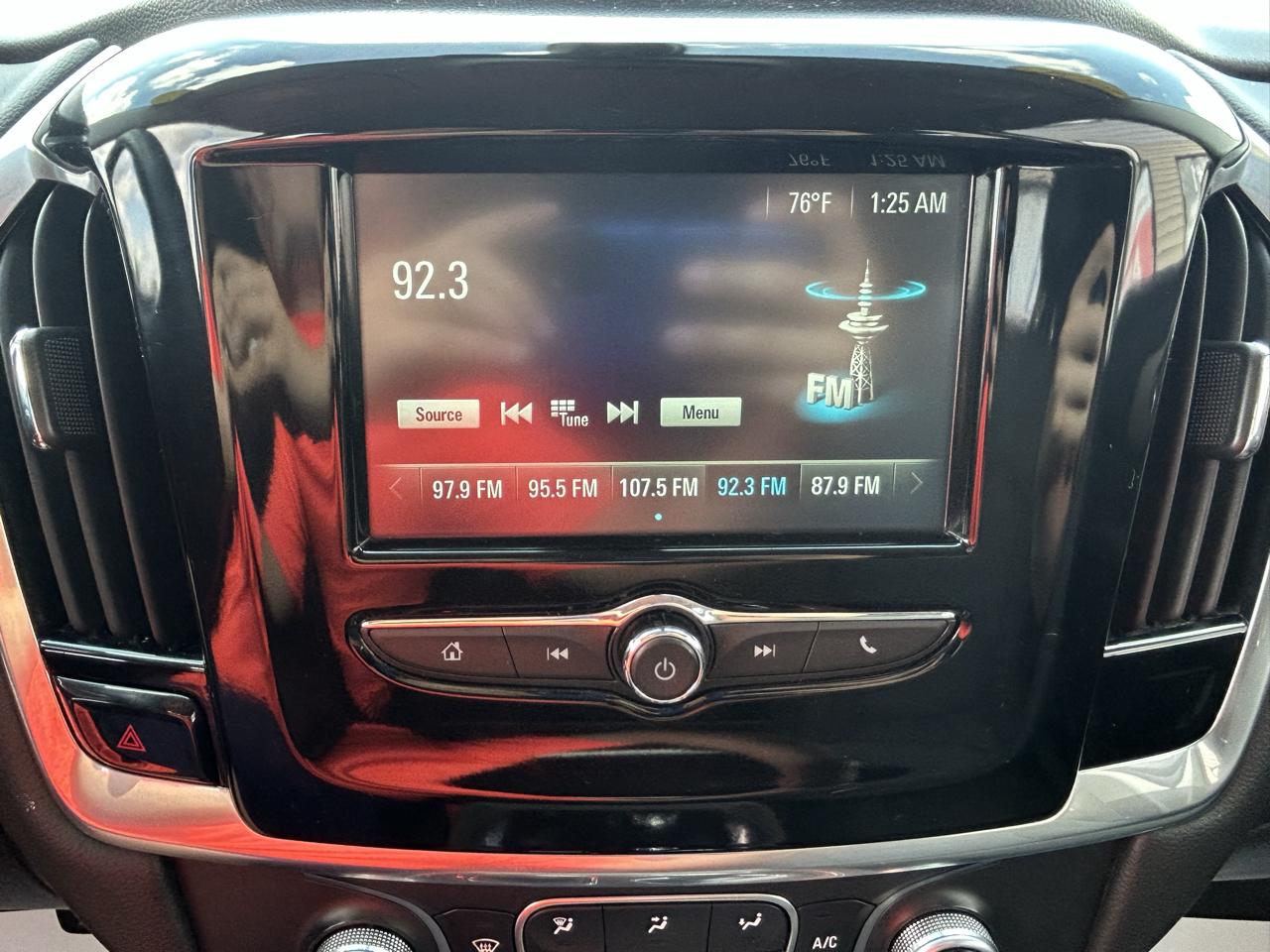 Chevrolet Traverse FWD 4dr LS w/1LS 2019