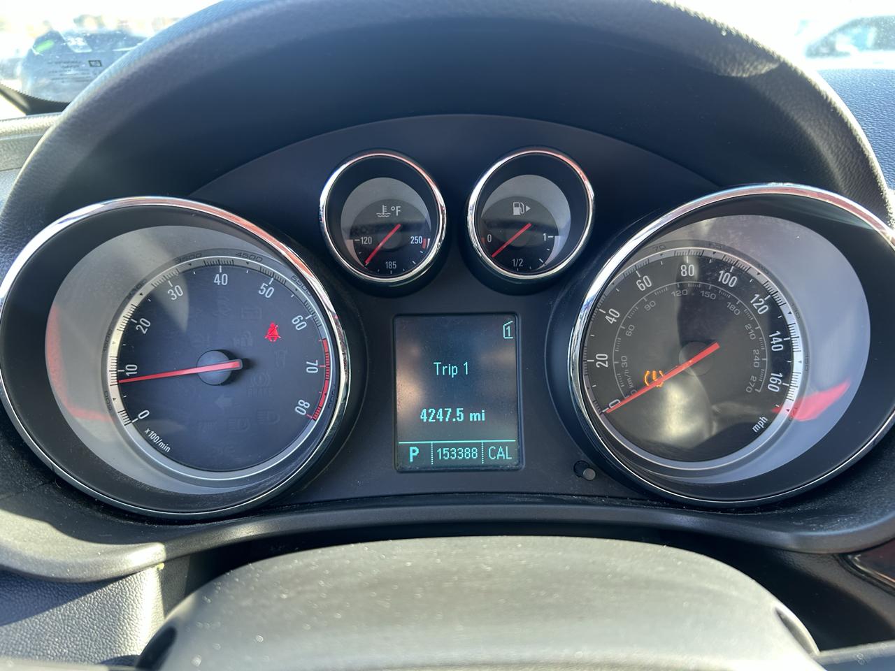Buick Regal 4dr Sdn CXL RL1 (Russelsheim) *Ltd Avail* 2011