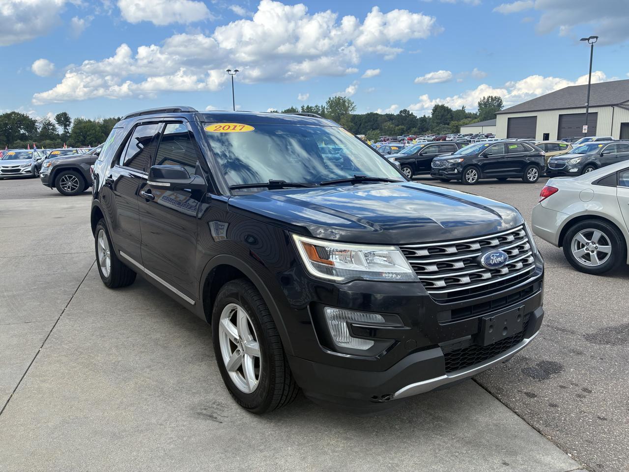 Ford Explorer XLT 4WD 2017