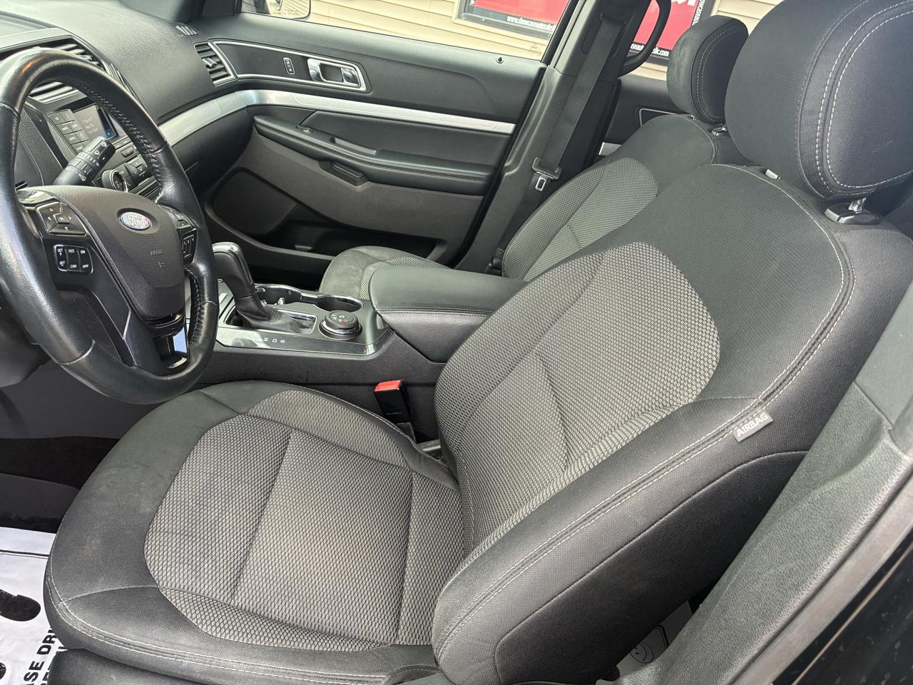 Ford Explorer XLT 4WD 2017