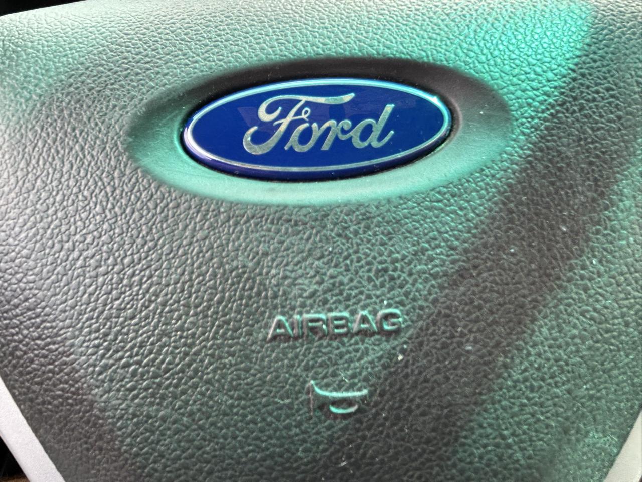 Ford Explorer 4WD 4dr XLT 2013