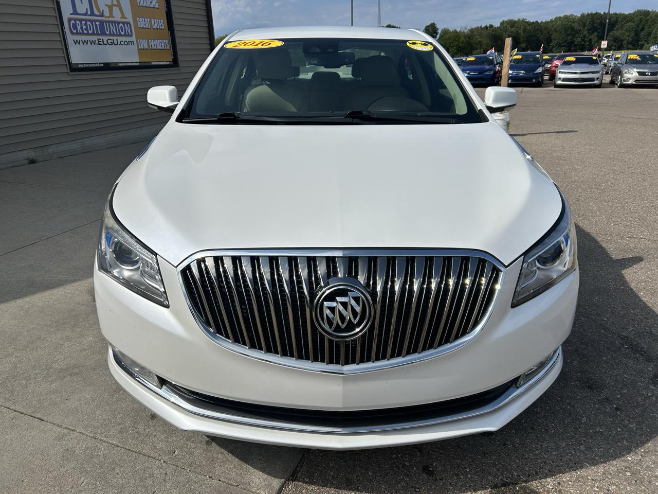 Buick LaCrosse 4dr Sdn Sport Touring FWD 2016