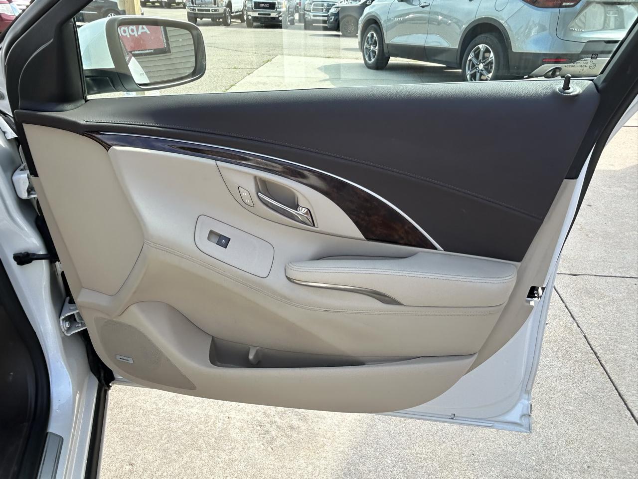 Buick LaCrosse 4dr Sdn Sport Touring FWD 2016