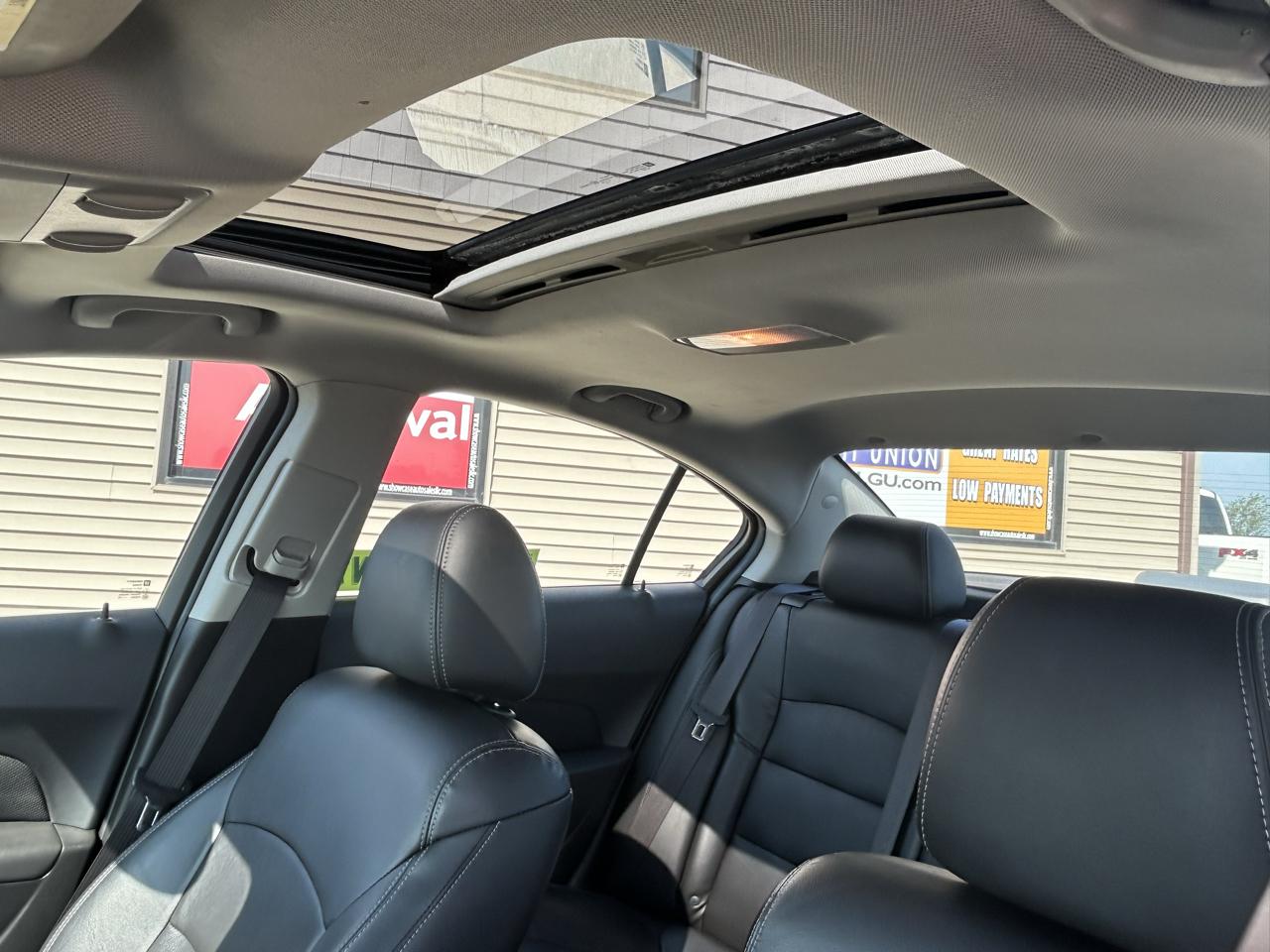 Chevrolet Cruze 4dr Sdn LTZ 2015