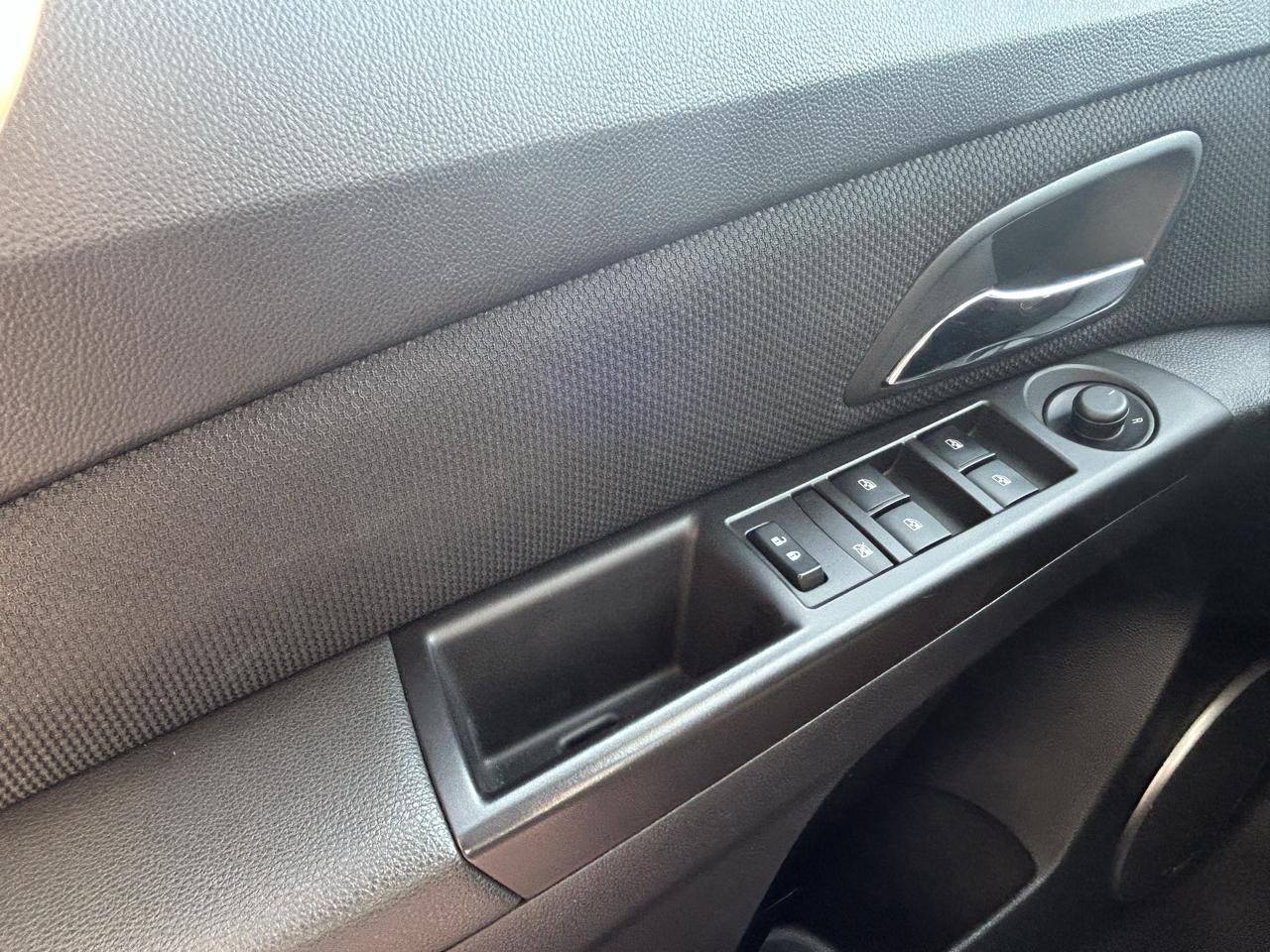 Chevrolet Cruze 4dr Sdn LTZ 2015