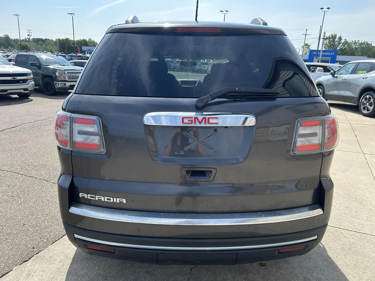 GMC Acadia FWD 4dr SLE w/SLE-2 2015