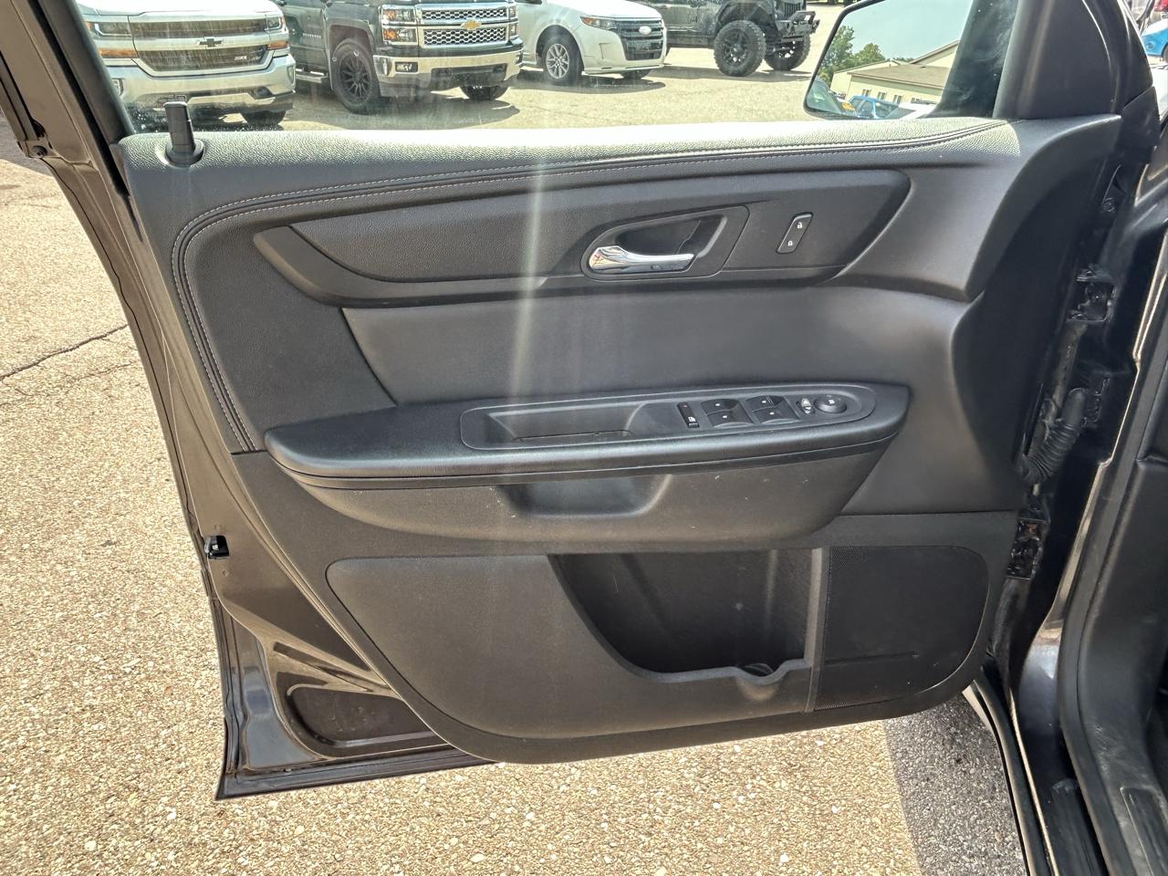 GMC Acadia FWD 4dr SLE w/SLE-2 2015