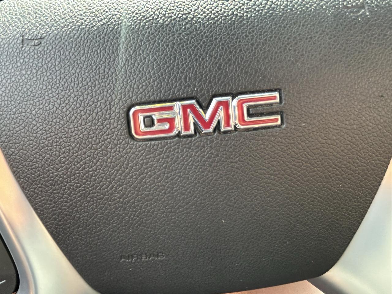 GMC Acadia FWD 4dr SLE w/SLE-2 2015