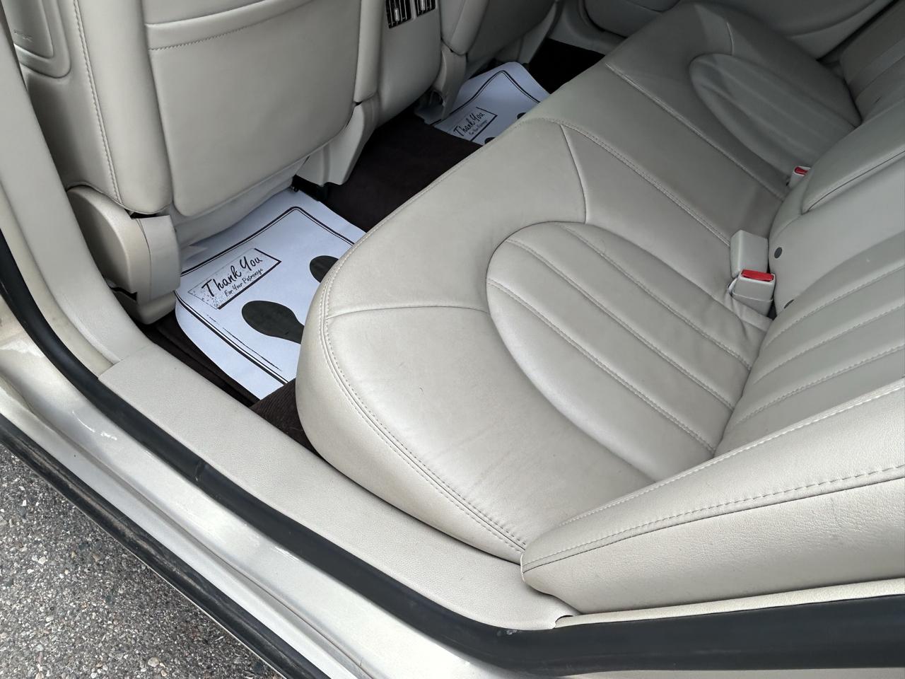 Buick Lucerne 4dr Sdn V6 CXL 2008